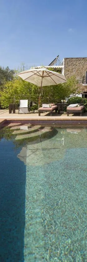 Hotel Rural Can Partit Adults Only-Ibiza，位于圣塔艾格尼丝科罗纳的酒店