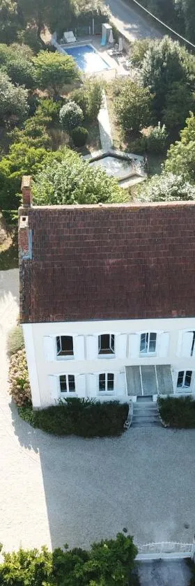 Le Logis du Canal，位于马雷讷的酒店