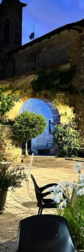 La Posada Del Santuario，位于Nava de Santullán的酒店
