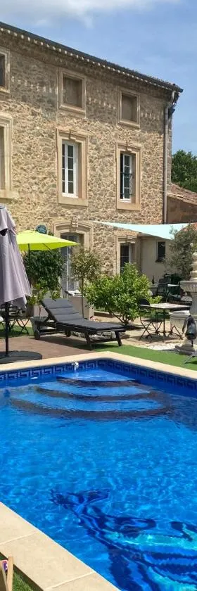 La Marelle Maison d hôtes à 500m du Canal du Midi，位于La Redorte的酒店
