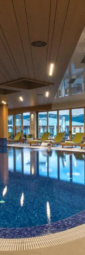 Wine & SPA Hotel Chukara，位于特里亚夫纳的酒店