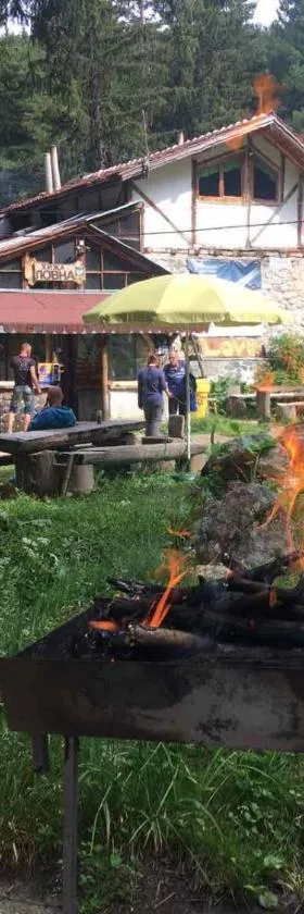 Хижа Ловна в Рила，位于潘尼希特的酒店