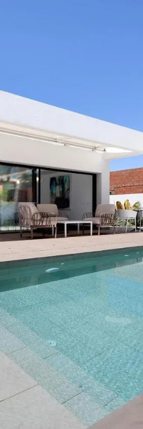 Maria del Mar Sea Villa，位于诺沃桑克蒂佩特里的酒店