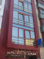 鲁塔拉普拉塔阿斯图里亚斯酒店，位于波拉·德莱纳的酒店