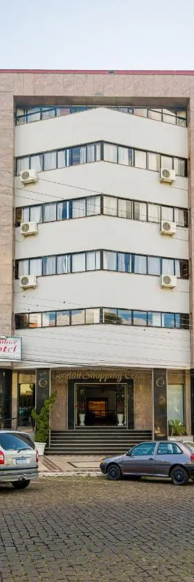 Condall Palace Hotel，位于新普拉塔的酒店