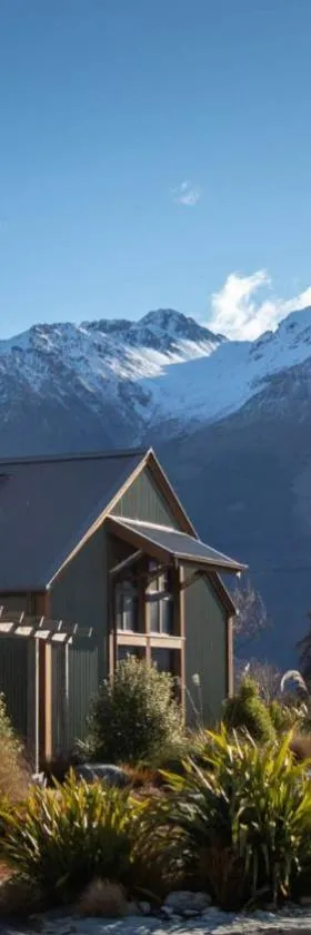 The Headwaters Eco Lodge，位于格莱诺基的酒店