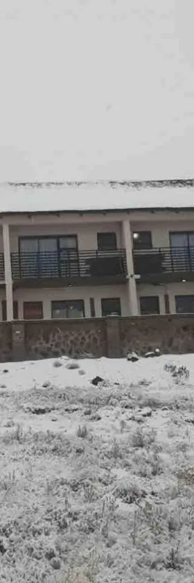 Highlands Lodge，位于Mokoeng的酒店