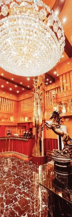Grand Parazo Hotel Suvarnbhumi Airport，位于Bang Bo的酒店