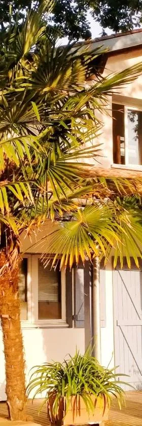 Shifting Sands Surf Camp，位于拉本讷的酒店