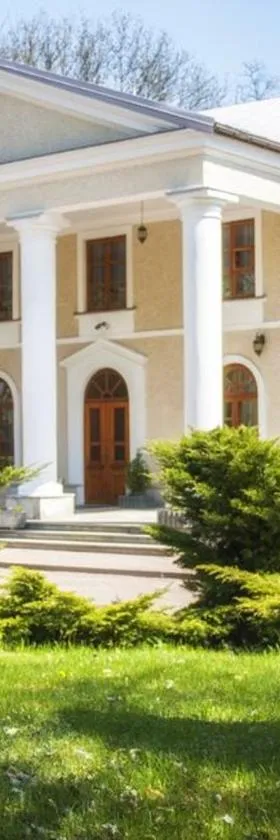 Hotel Rytwiany Pałac，位于Rytwiany的酒店
