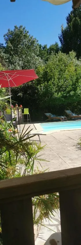 Le P'tit gîte，位于Saint-Privat的酒店