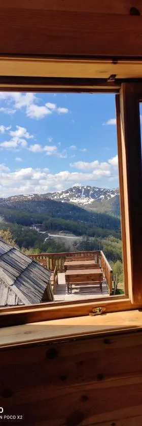 Koliba Kod Begija，位于Paljevine的酒店