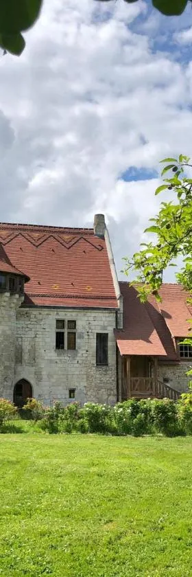 Manoir de l'Aumônerie，位于Saint-Martin-de-Boscherville的酒店