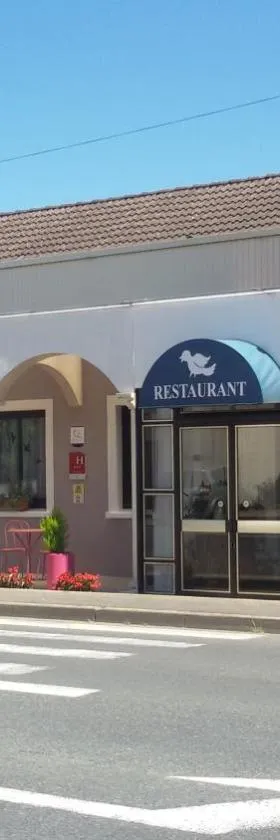 Le Merle Blanc，位于迪关的酒店