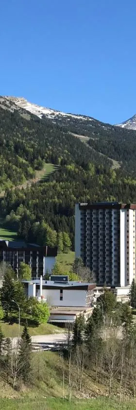 STUDIO aux pieds des pistes - Villard de Lans - Cote 2000，位于维拉尔-德朗的酒店