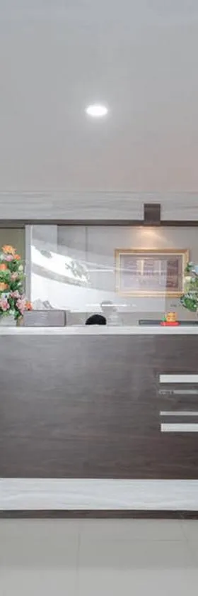 Urbanview Hotel Bari Syariah Palembang By RedDoorz，位于Sukarami的酒店