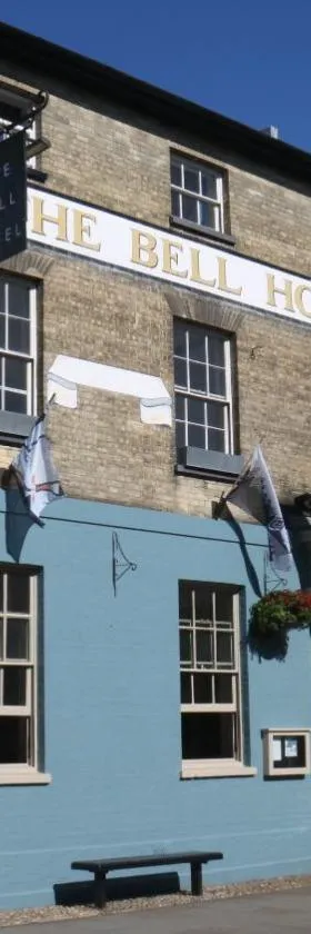 The Bell Hotel, Saxmundham，位于萨克斯曼德姆的酒店