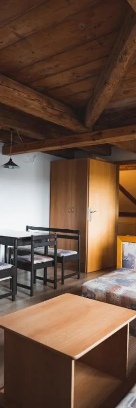 Apartmány Jurica Boží Dar 86，位于博兹达尔的酒店