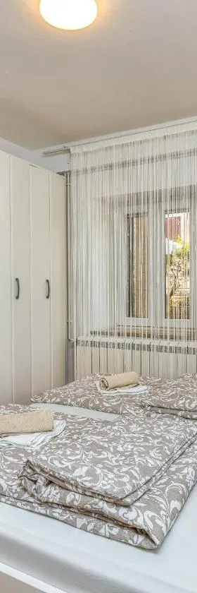 Matea Rooms，位于冯塔纳的酒店