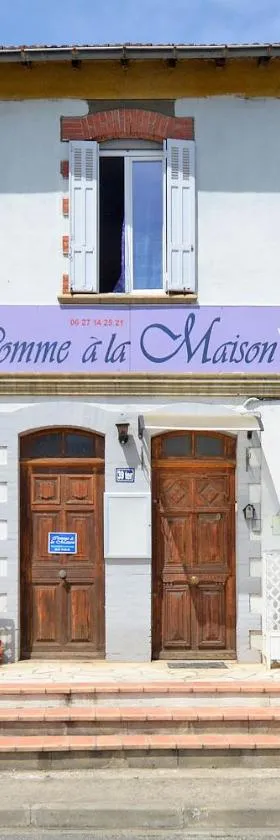 COMME A LA MAISON，位于Espéraza的酒店
