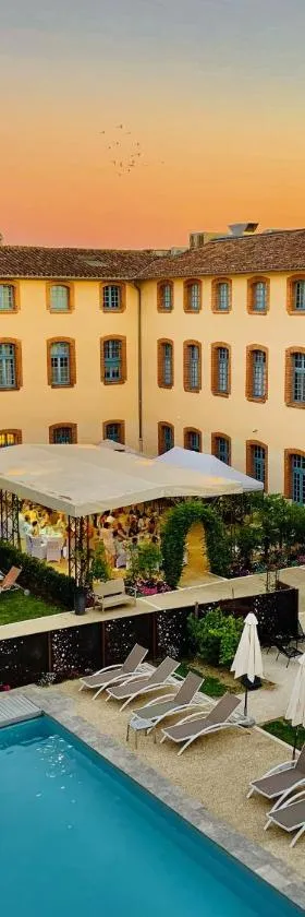 Abbaye des Capucins Spa & Resort，位于蒙托邦的酒店