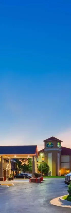 Best Western Plus Oklahoma City Yukon，位于育空的酒店