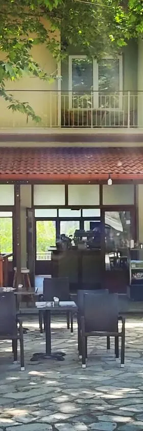 FANTINO HOTEL，位于Domnista的酒店