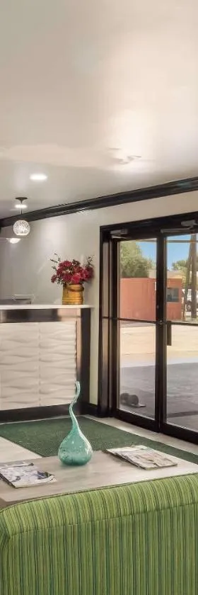 Quality Inn Madisonville，位于Madisonville的酒店