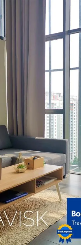 2Stories Empire Duplex at Damansara Perdana，位于达曼萨拉佩尔达纳的酒店