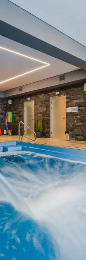 Hotel Smile Pieniny，位于什恰夫尼察的酒店