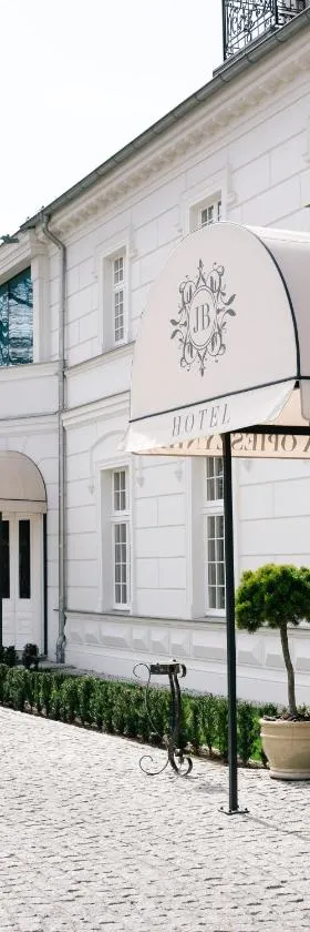 Pałac na Opieszynie，位于弗热希尼亚的酒店