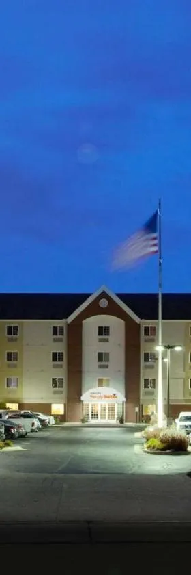 Sonesta Simply Suites Cleveland North Olmsted Airport，位于北奥姆斯特德的酒店