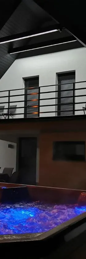 Dream House，位于Gdów的酒店
