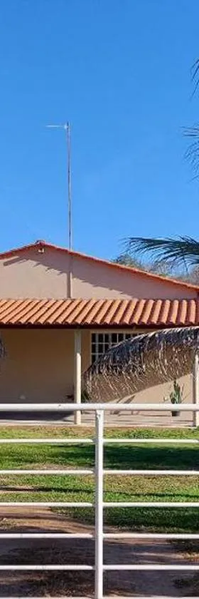 Pousada Sítio Rupestre Peruaçu，位于Januária的酒店