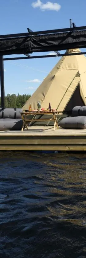 Tentipi River Camp，位于Sorsele的酒店