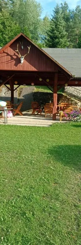 Agroturystyka Leśna Ostoja Borek，位于Golczowice的酒店
