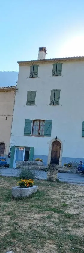 Maison de caractère，位于La Bastide的酒店