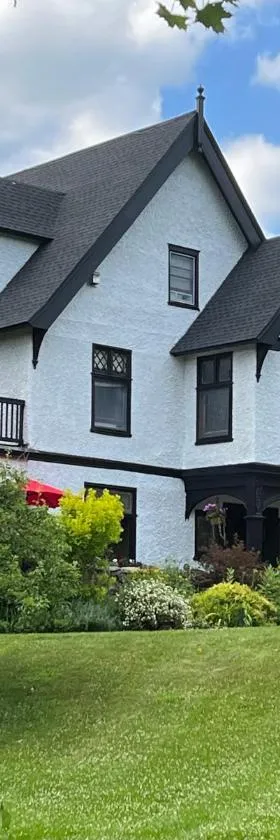 Manor House Inn，位于Norfolk的酒店