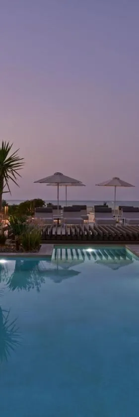 Atlantica Amalthia Beach Hotel - Adults Only，位于埃亚玛琳娜奈奇多的酒店