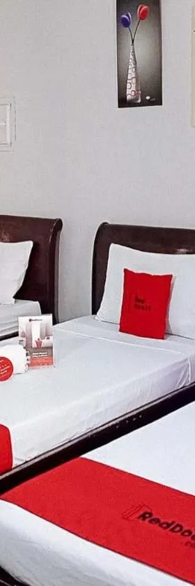 RedDoorz Near Ormoc Port Terminal，位于奥尔莫克的酒店