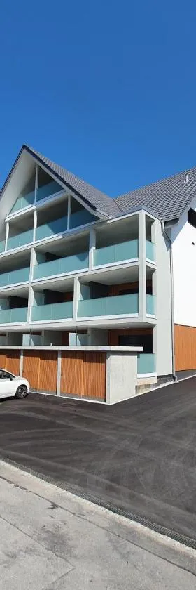 hb-Gästehaus，位于Selzach的酒店