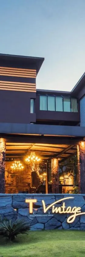 T复古酒店，位于Bang Khla的酒店