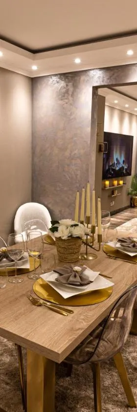 Dynasty Home Spa Appartement 100M2 Jacuzzi Terrasse，位于奥尔泽姆的酒店