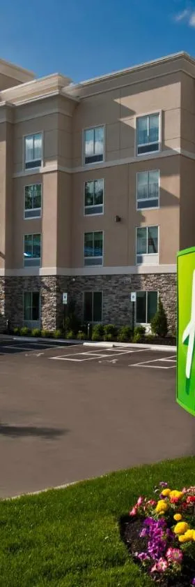 Holiday Inn Express & Suites Columbus - Easton Area by IHG，位于杰汉奈的酒店