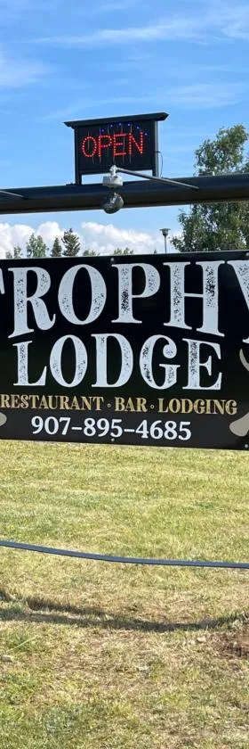 Trophy Lodge Accommodations，位于Delta Junction的酒店