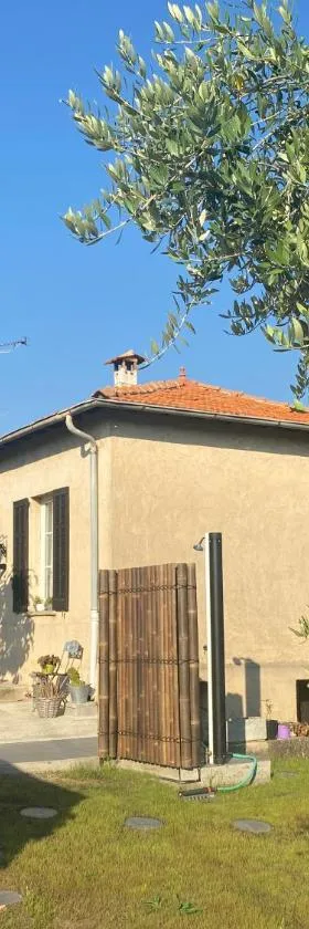 La Bastide de Jean Maison de charme dans un domaine equestre privé，位于格拉斯的酒店