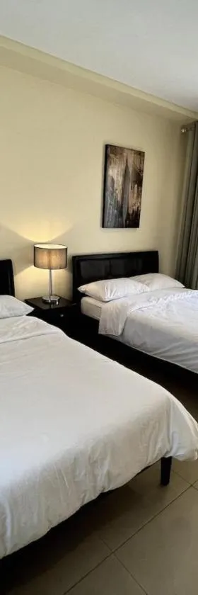 Anvaya Cove Short Term Rental Condos，位于莫龙的酒店
