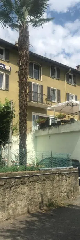 Albergo Ristorante Belcantone，位于Novaggio的酒店