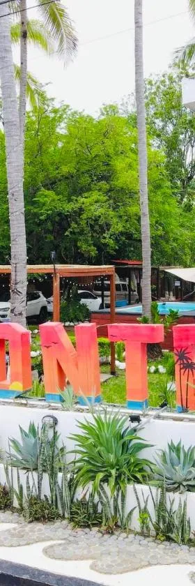 The Beach Break Hotel El Zonte，位于埃尔蒙特的酒店