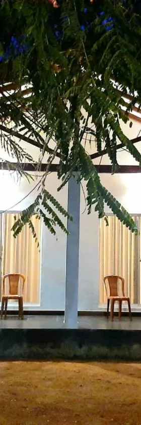 Hotel krish，位于卡尔库达的酒店